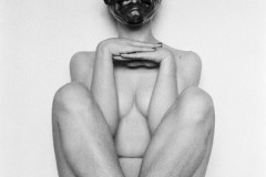 FOND-BLANC-Corps-Sculpture_avec-masque_53575_13-SANS-RETOUCHE-copie