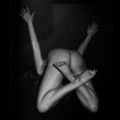 Corps sculpture sans visage avec cul